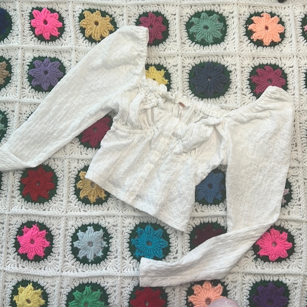 Free People long sleeve crop top